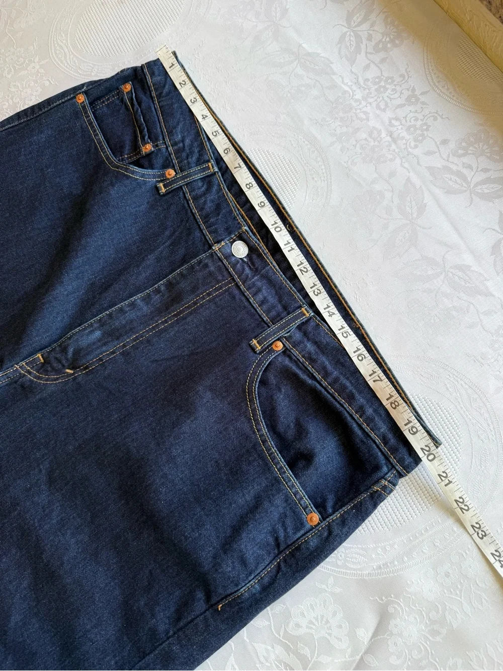 Levi’s Classic Denim 505 Men's Size W40/L32 Dark Blue Straight-Leg Jeans Pants